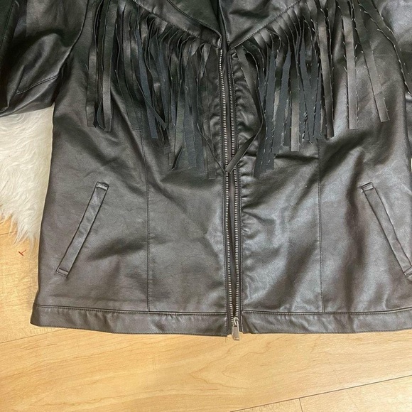Get the look: Faux leather Fringe Jacket - Picture 3 of 6